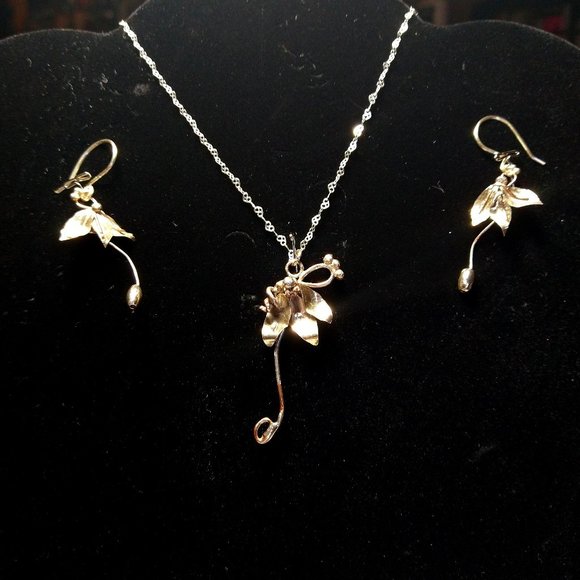 CCLHMHLLC Handcrafted Silversmith Jewellery Designs - Picture 1 of 4